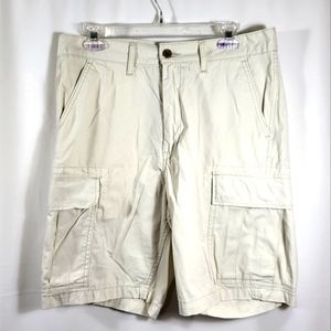 Levi Strauss & Co cream colored cargo shorts men's 32  #1357